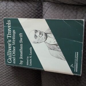 Vintage 1960 Gulliver's Travels & Other Writings By Jonathan Swift softcover